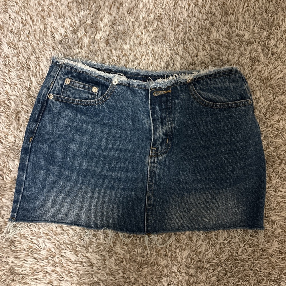 Edikted Frayed Hem Denim Mini Skirt